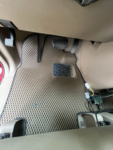 Brązowe Dywaniki do Chrysler Town Country 2007-2016